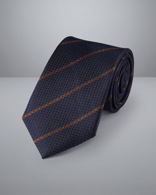 Classic Bespoke Men's Clothing Pattaya